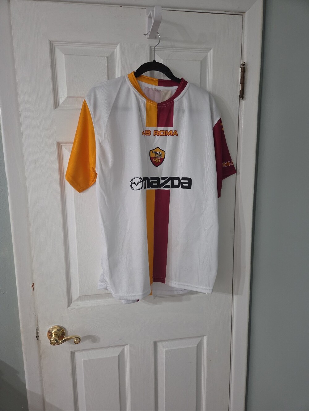 AS Roma Men's 2002-2004 Mazda Sponsored Soccet Jersey.  XL